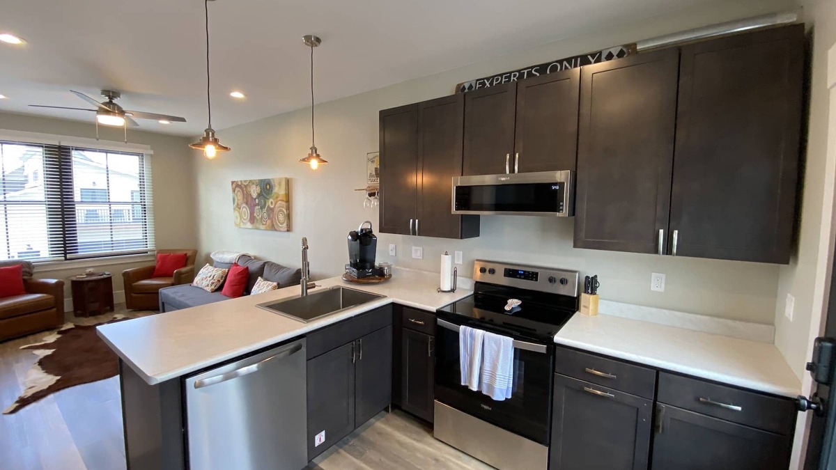 Buena Vista Condo | Newer Build-Just a Block to Main St.-Mountain Views
