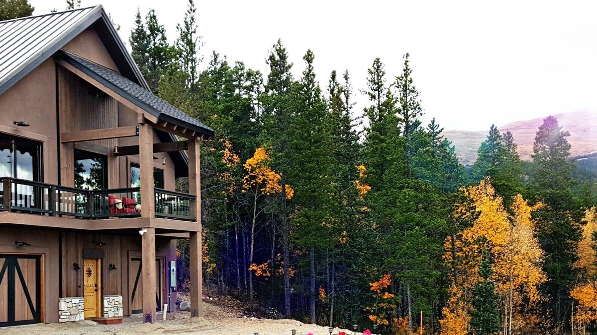 Alma House | Newer Luxury Home, minutes from Breckenridge, Indoor Hot Tub, Mountain Views
