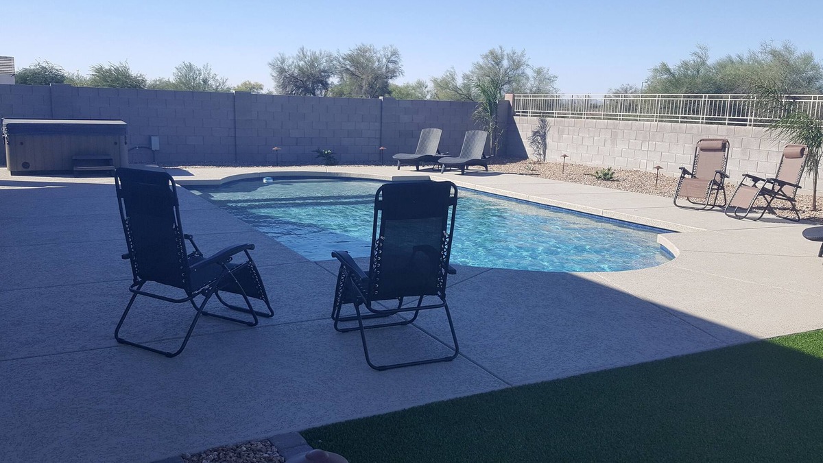 Tartesso House | Newer Resort Style 4 bed home Open floor plan with HEATED Pool and Hottub