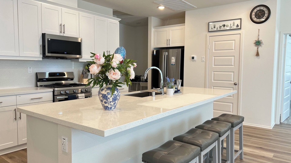 Victorville House | Newly Built 4BR/Home Fully Furnished/Quiet & Safe Neighborhood-Close to ALL