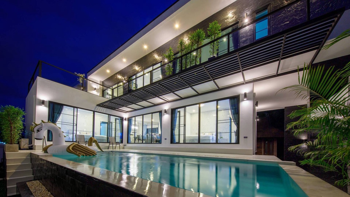 Nong Hoi Villa | Newly Built 4BR Villa with Outdoor Pool