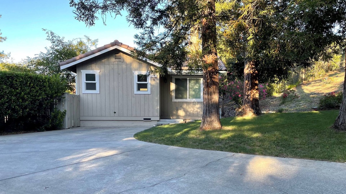 Walnut Creek House | Newly-built guesthouse with complete privacy