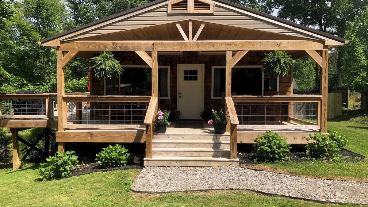 Fayetteville House | Newly built home less than 2 miles from the New River Gorge!