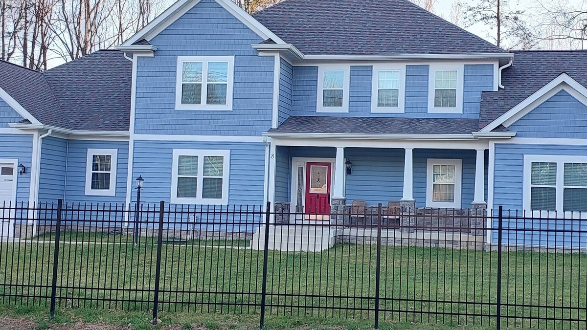 Stafford House | Newly Built Spacious 6-bedroom and 4.5 baths Paradise near Quantico