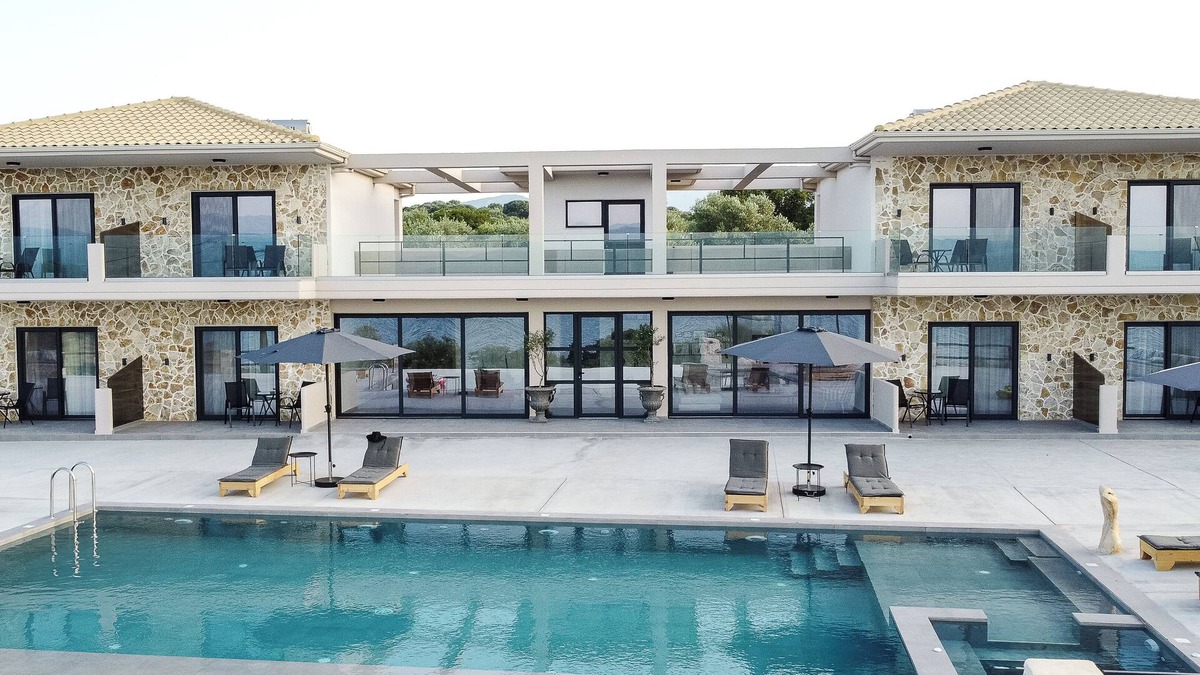 Sparton Villa | Newly-built Spacious Pool Villa w/Sea View,perfect for Groups & Families!