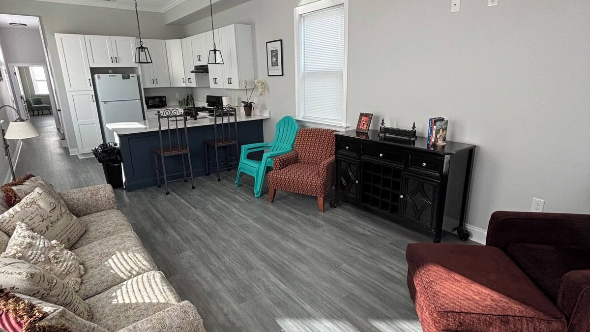 Behrman House | Newly Constructed 4br, 2.5ba with plenty space and sunlight