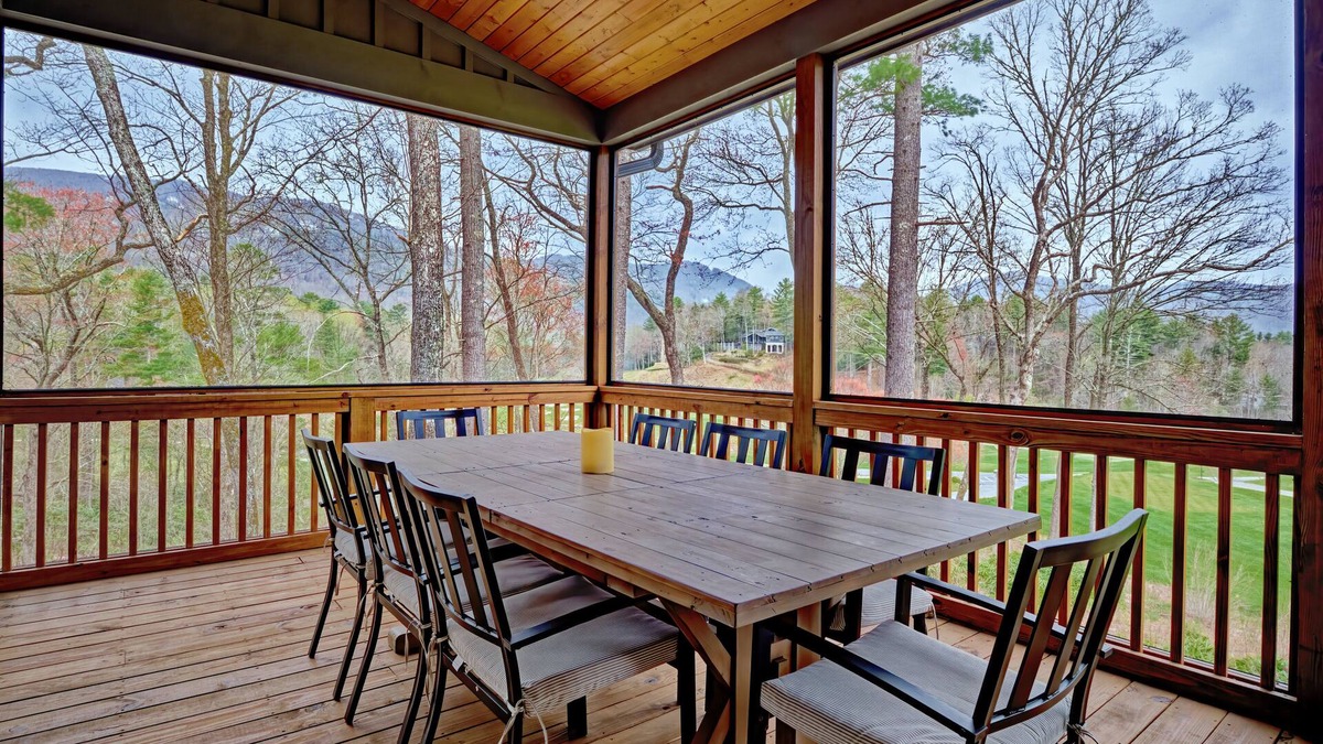 Lake Toxaway House | Newly Constructed Home at Lake Toxaway Country Club - Hartfield