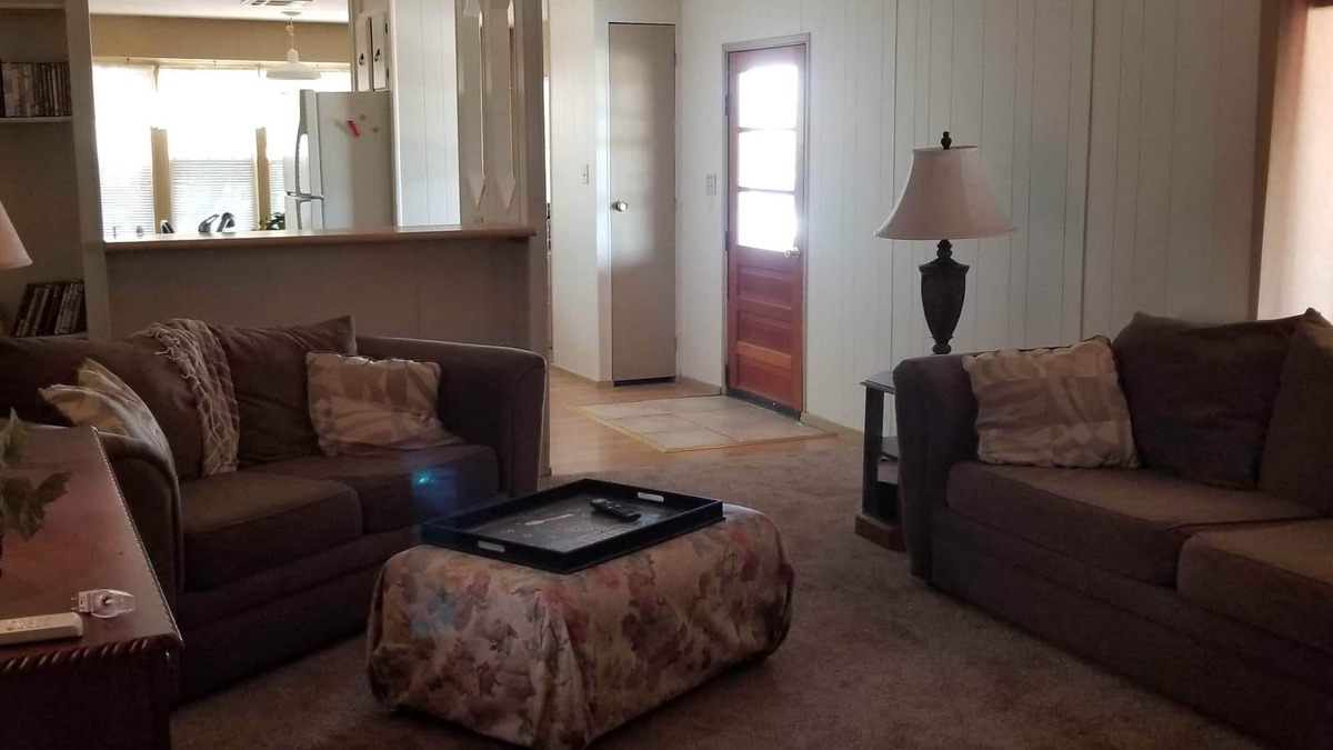 Tucson House | Newly decorated mobile home on 40 acre ranch outside of Tucson