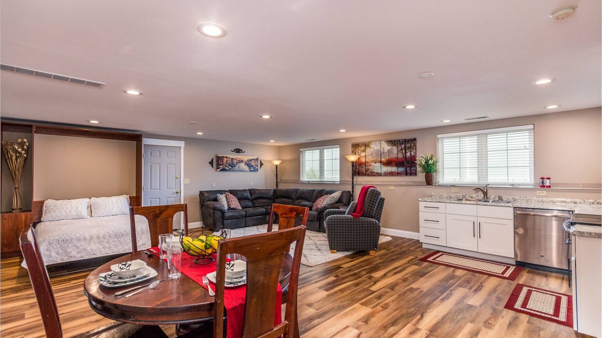 West End Apartment | Newly finished daylight basement