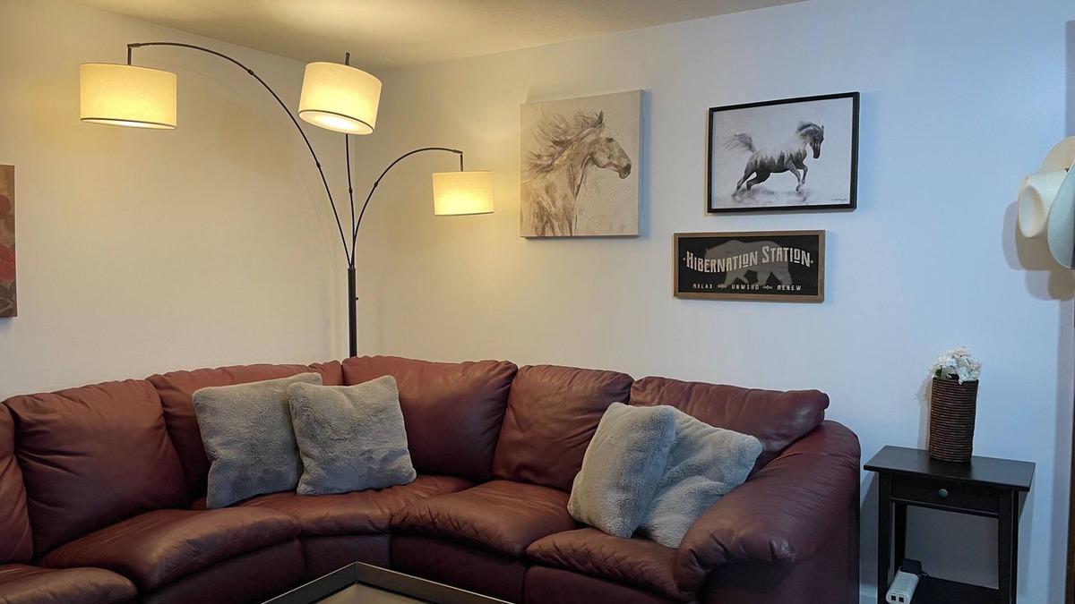 Bluffdale Apartment | Newly-Finished, Spacious, Country Basement Suite