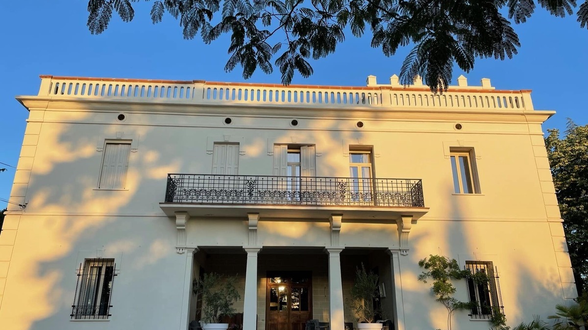 Saint-Jean-Pla-de-Corts Villa | Newly renovated Maison from 1920 with 2,8 hectar private park and pool