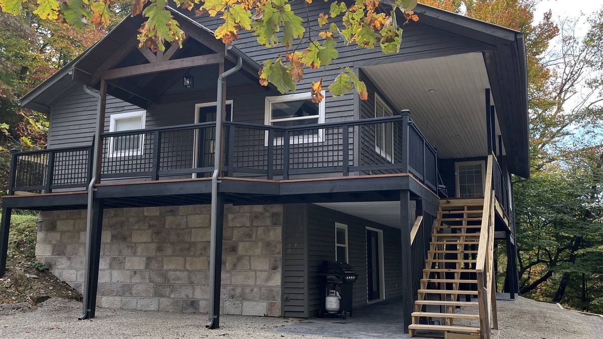 Carbon Hill Cabin | Newly Listed secluded cabin in Hocking County