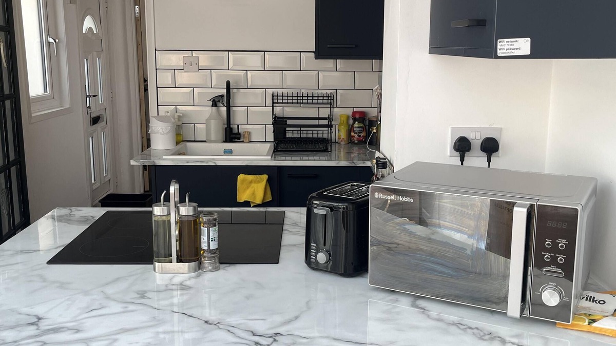 Selhurst Apartment | Newly Refurbished 1-bed Apartment in Croydon Se25