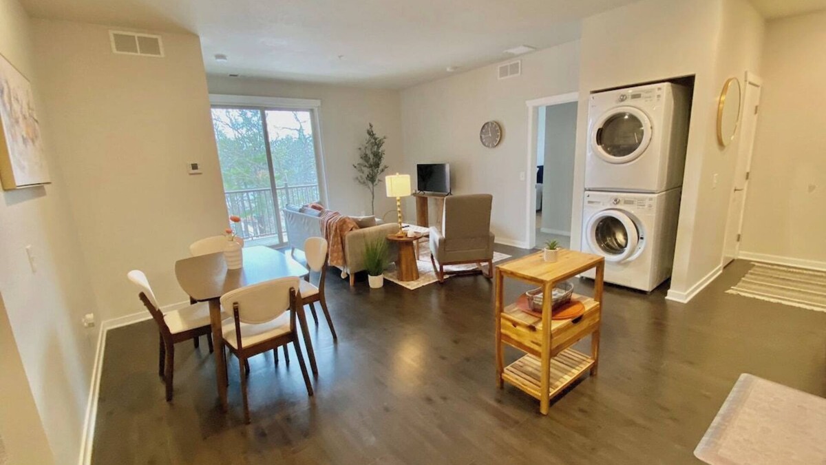 Traverse City Condo | Newly Remodeled 2 Bd Condo in TC