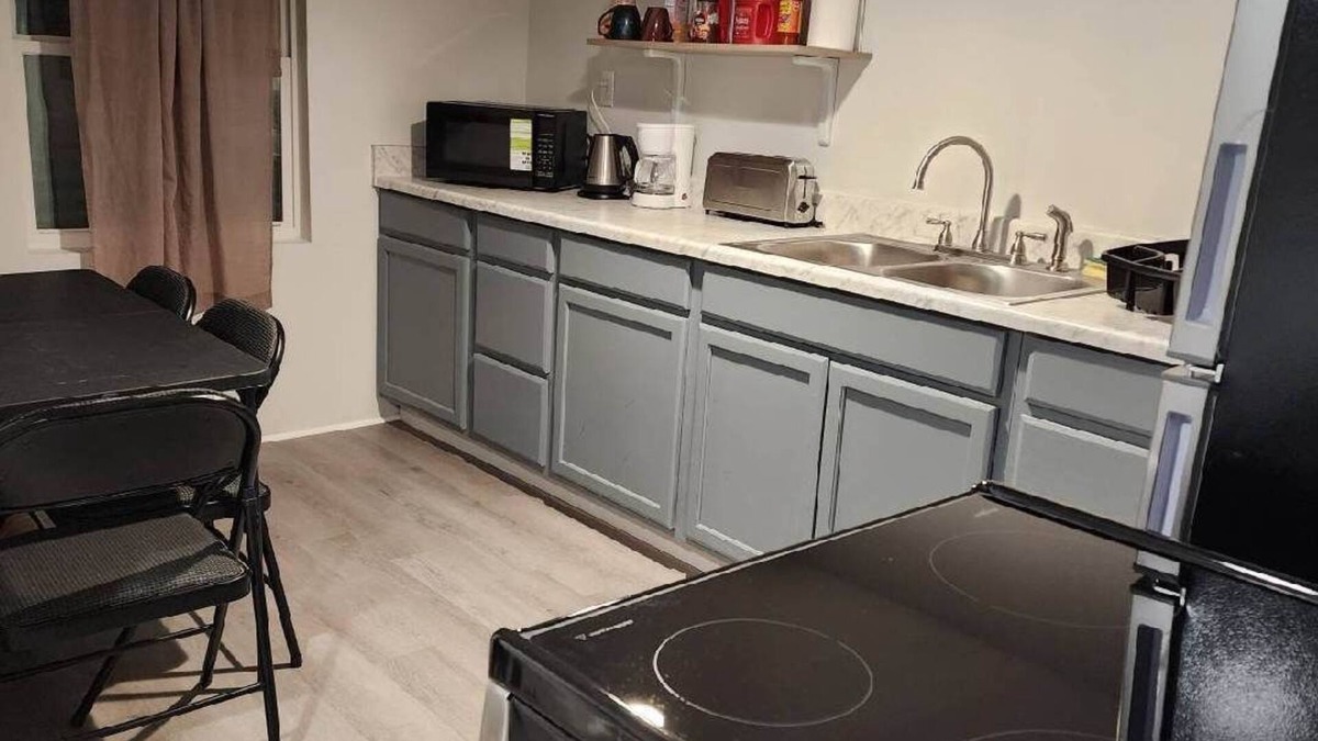 La Junta Apartment | Newly Remodeled Basement Studio!