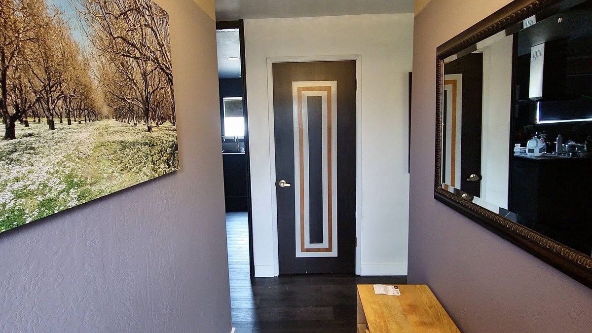 Lucerne Apartment | Newly Remodeled Furnished Upper 1250sq unit
