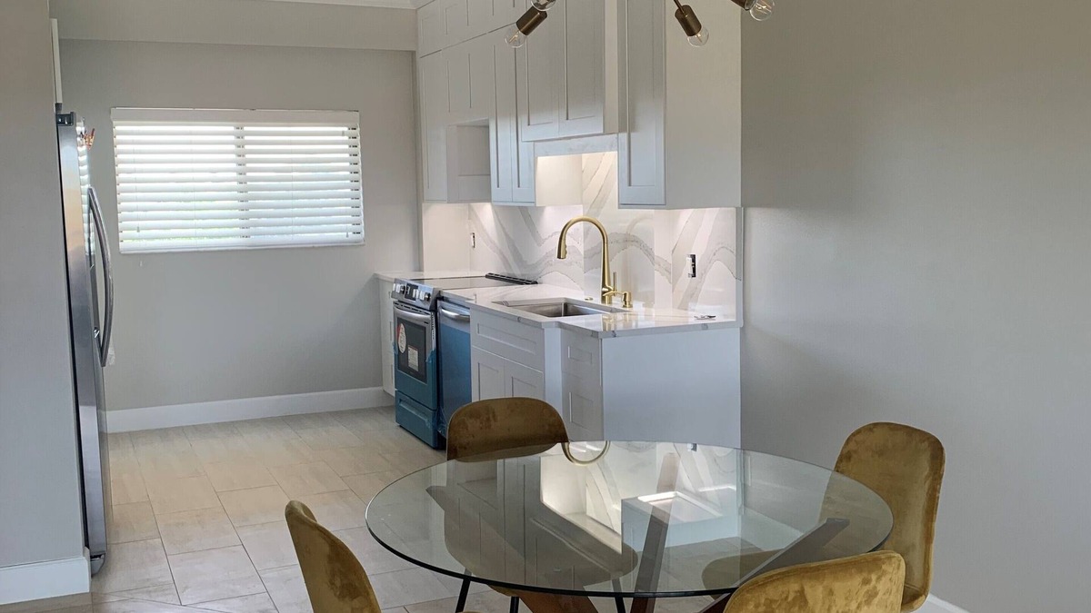 Tierra Verde Condo | Newly remodeled Island condo with view of the Bay and short walk to beach.