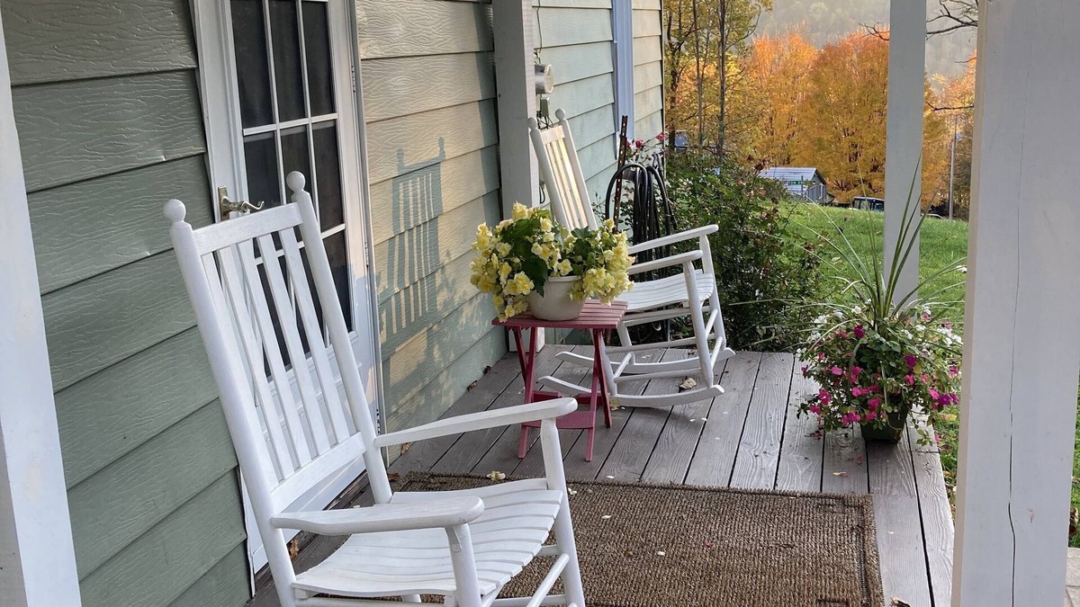 Vilas House | Newly remodeled modern farmhouse in a country setting. Quiet with views