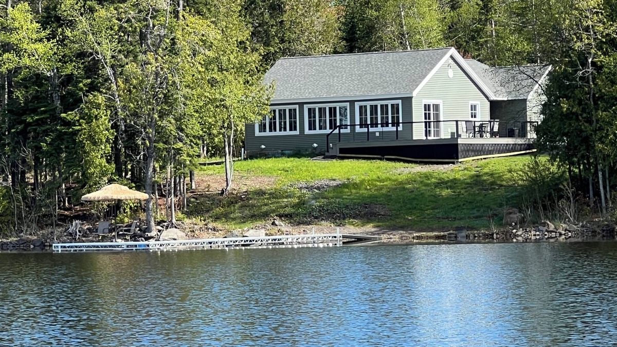 Sinclair House | Newly renovated 3-bedroom house with WiFi in Cross Lake Township