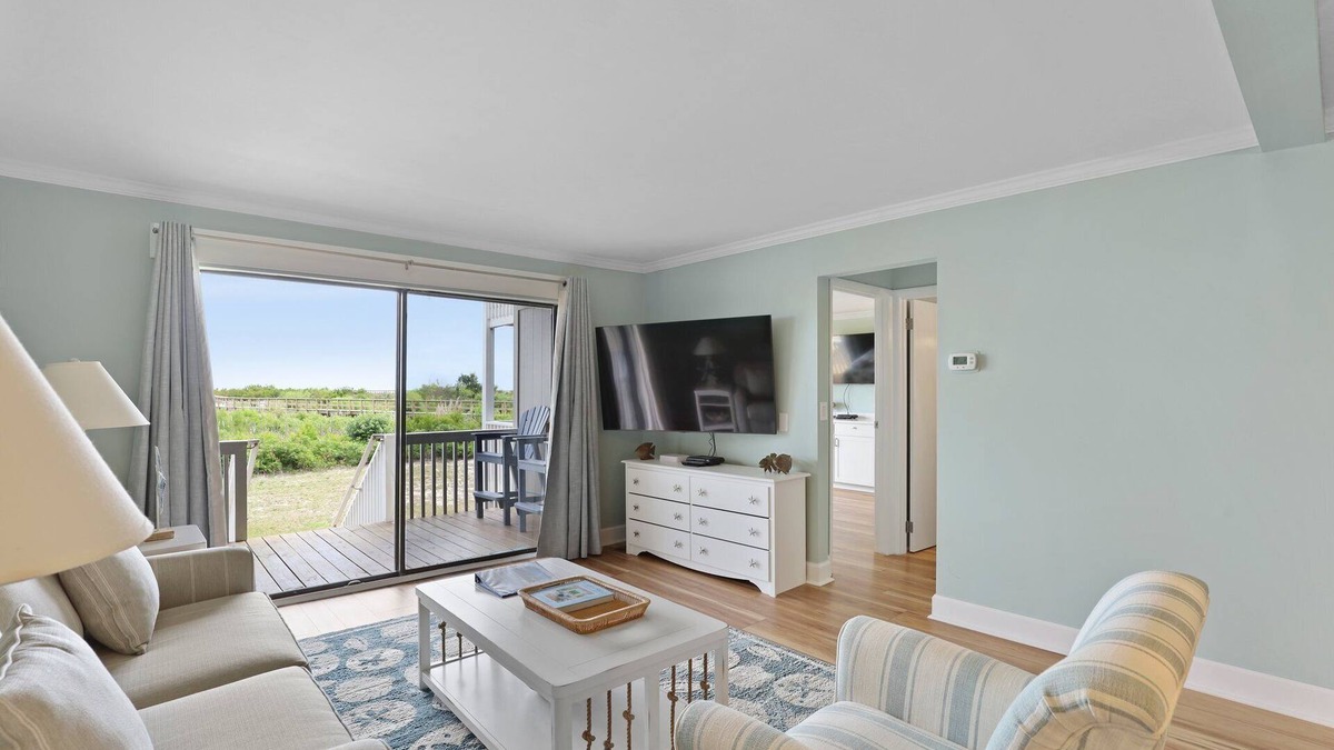 Saint Helena Island Condo | Newly Renovated! The Salty Breeze - Ocean Front 2 Bedroom