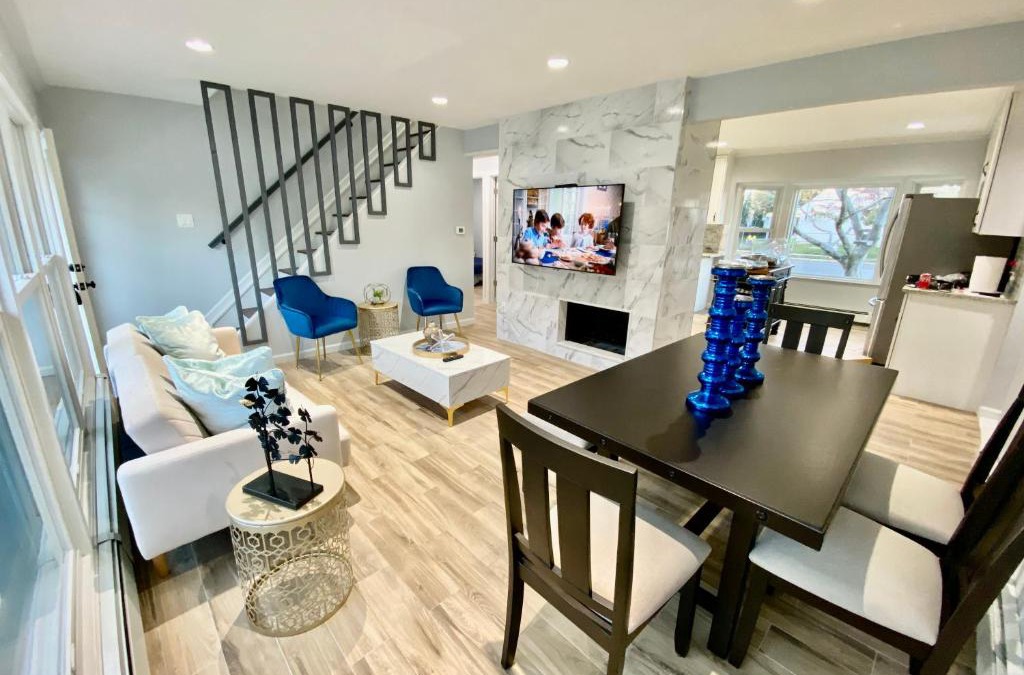 Levittown House | Newly Renovated 4 Bedroom, 2 bathroom house