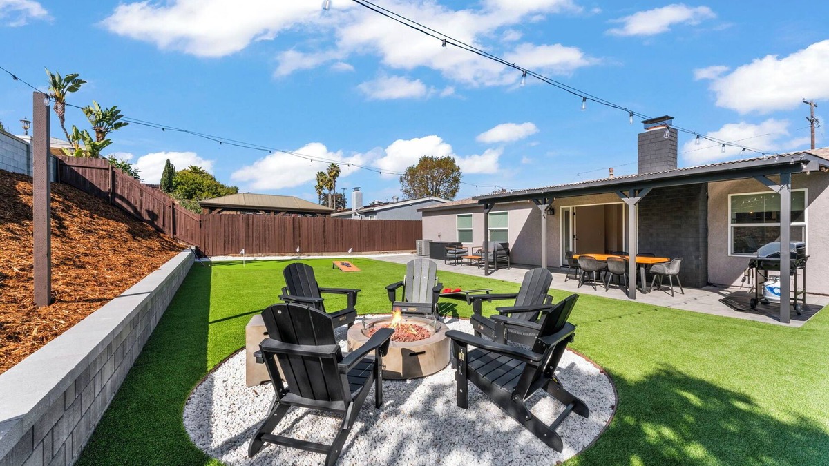 Serra Mesa House | Newly Renovated 4BR w/Golf, Game Room, Fire Pit