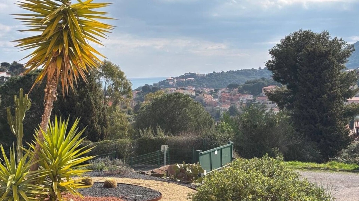 Collioure Apartment | Newly renovated apartment 10 minutes from Collioure market. Ideal for families.
