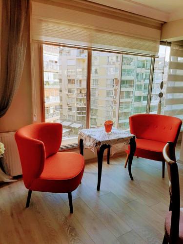 Alsancak Apartment | Newly Renovated Apartment in Kordon