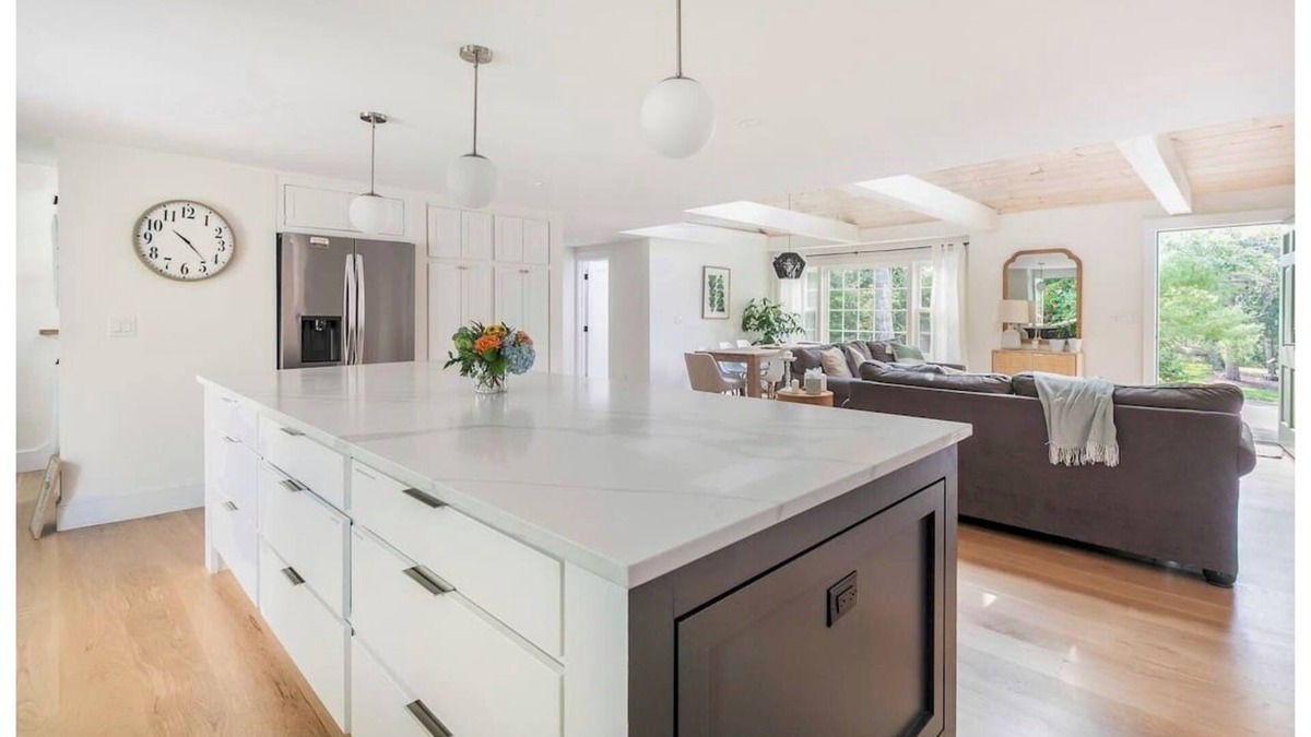 Harwich Port Cottage | Newly renovated beautiful cottage. Beach 1.2 mile fire pit. Private fam friendly