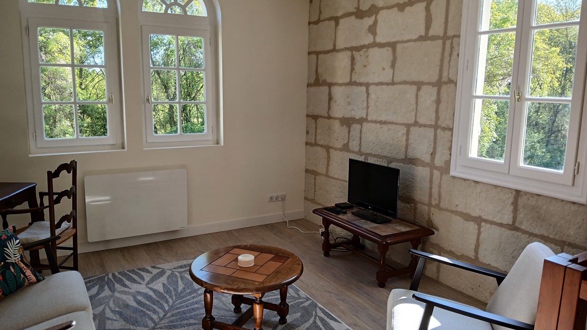 Saumur Cottage | Newly renovated bungalow in a park near the center of Saumur