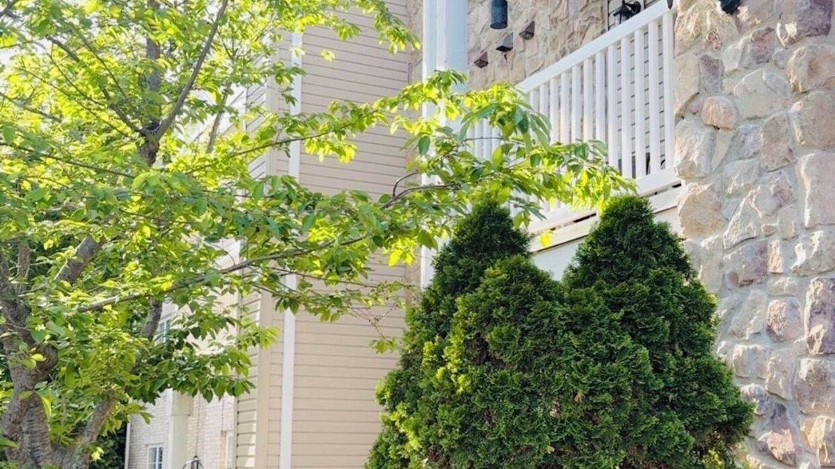 Greensboro Condo | Newly renovated condo near PTI Airport.