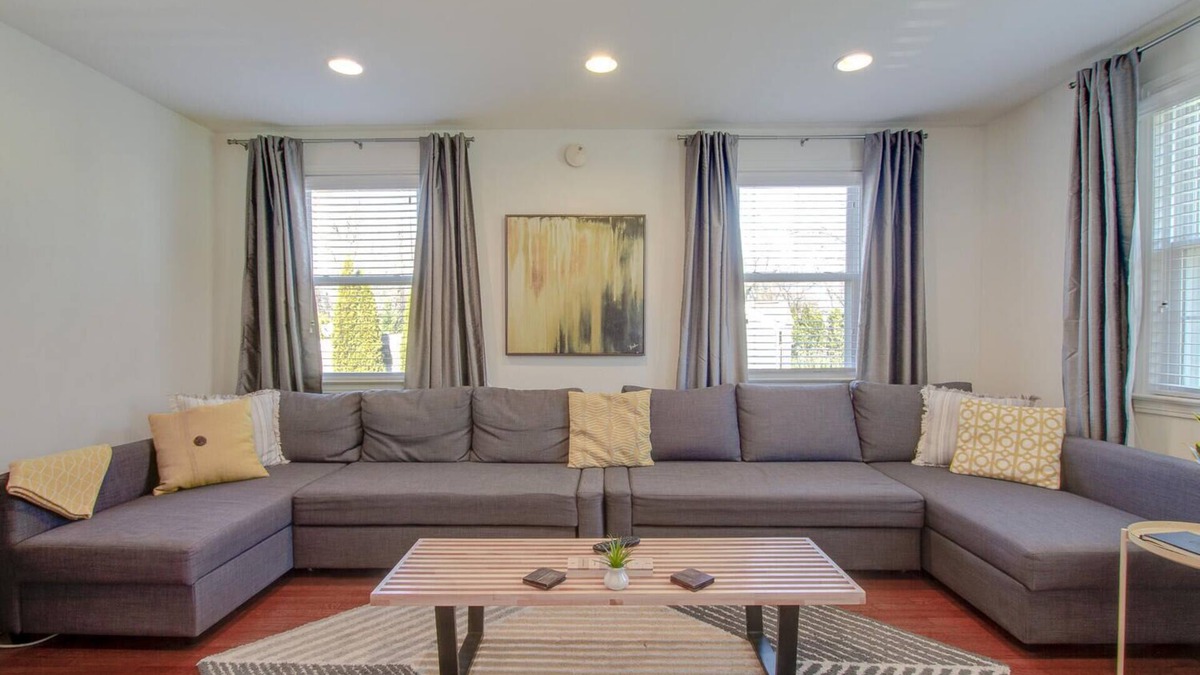 Woodbine House | Newly Renovated Cottage Minutes From Downtown!