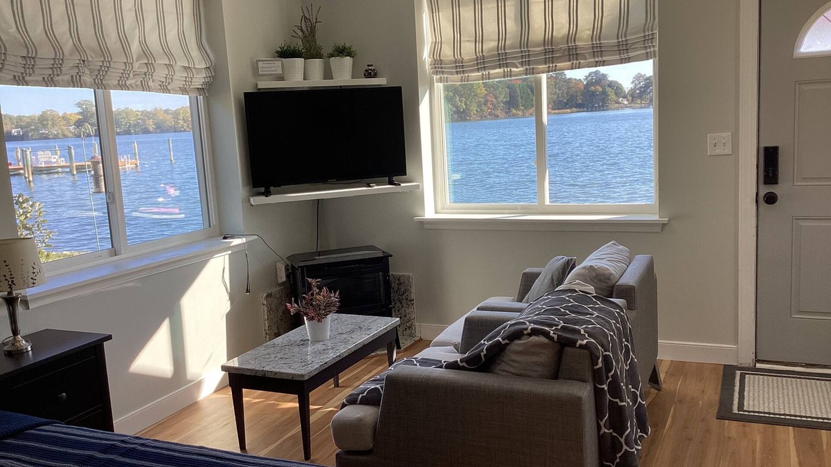 Reedville Cottage | Newly renovated cozy and modern cottage with expansive water views