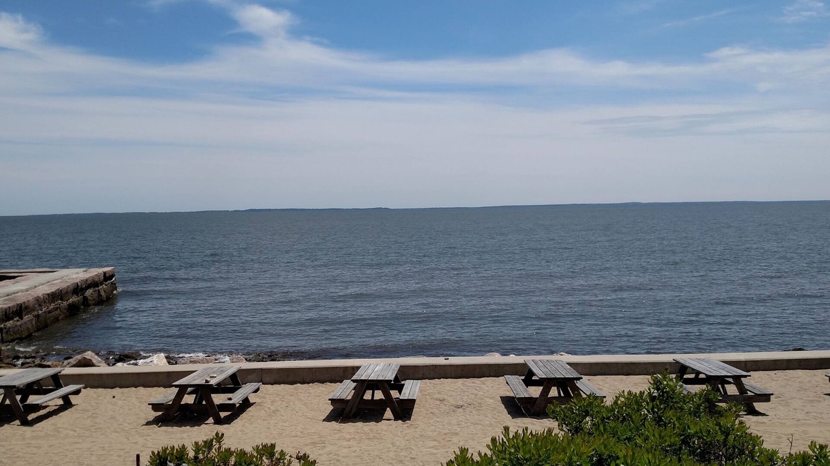 Old Saybrook House | Newly Renovated House - 5 Minute Walk to Private Beach!