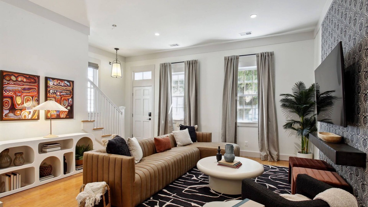 Old West Broad Neighborhood Condo | Newly Renovated Home | Free Parking