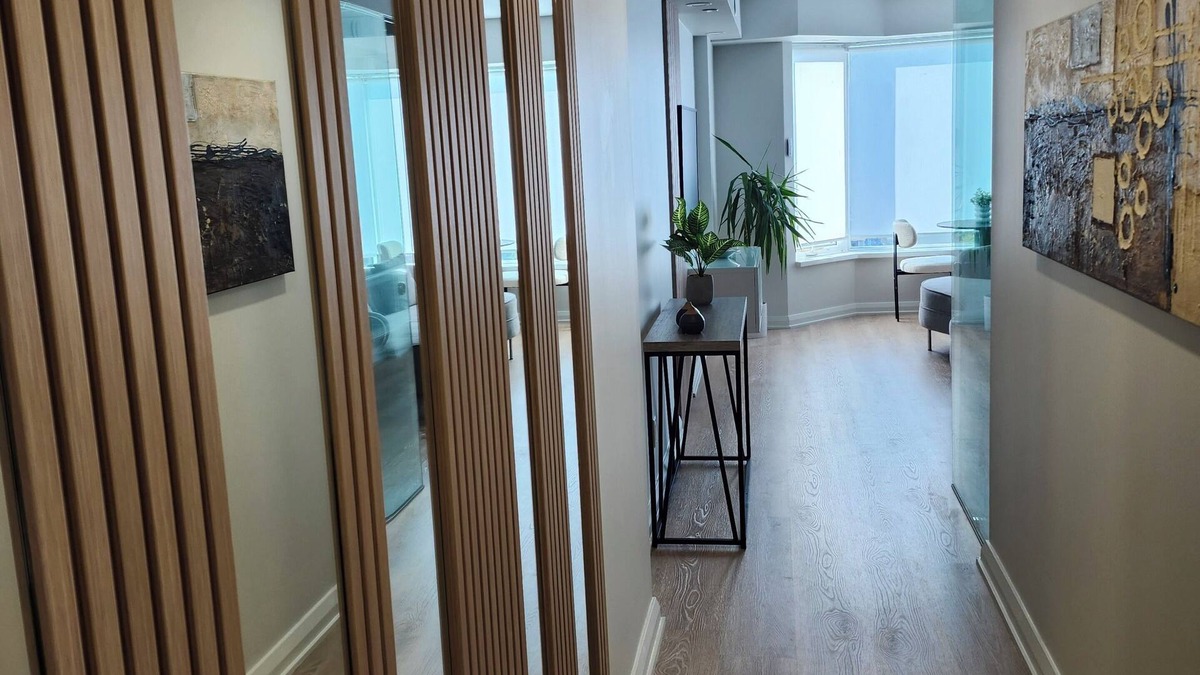 Bloor-Yorkville Condo | Newly Renovated Luxury Condo on Yorkville Ave. in the heart of Toronto.