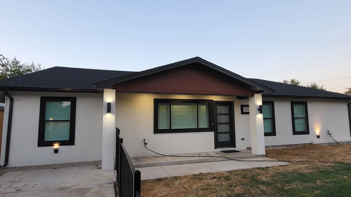 Fort Worth House | Newly Renovated Modern Farmhouse Style Close to the Heart of Fort Worth
