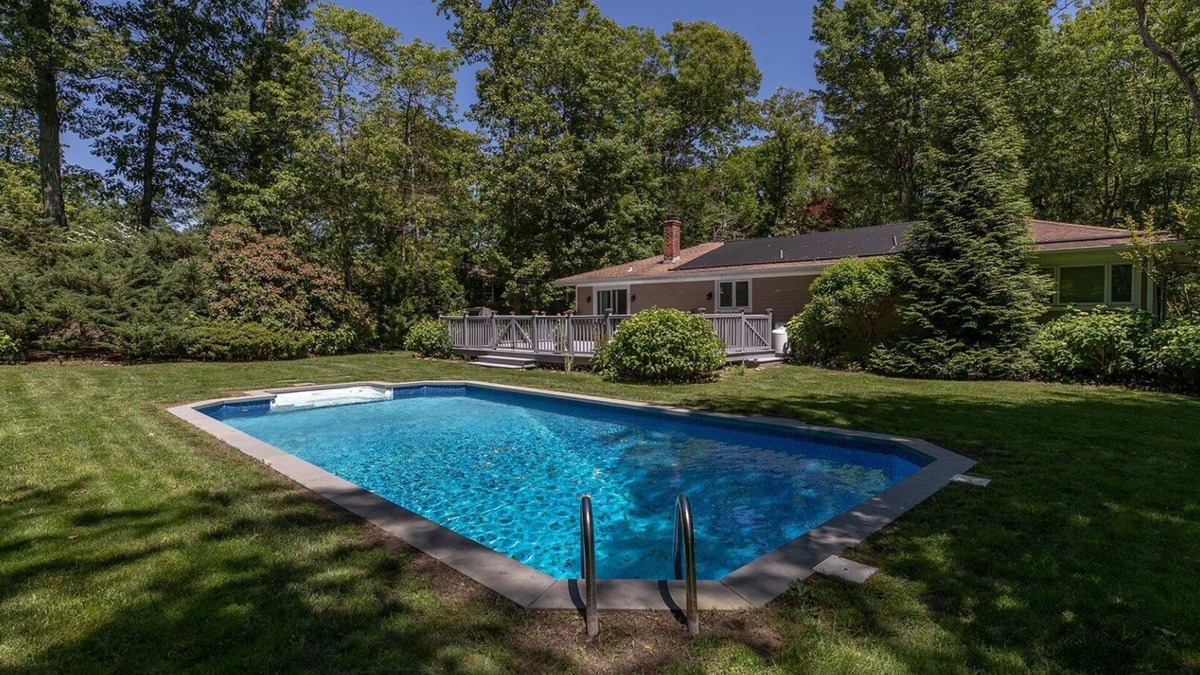 Clearwater Beach House | Newly Renovated. New Finishing, Solar Heated Pool on Half Acre, With.