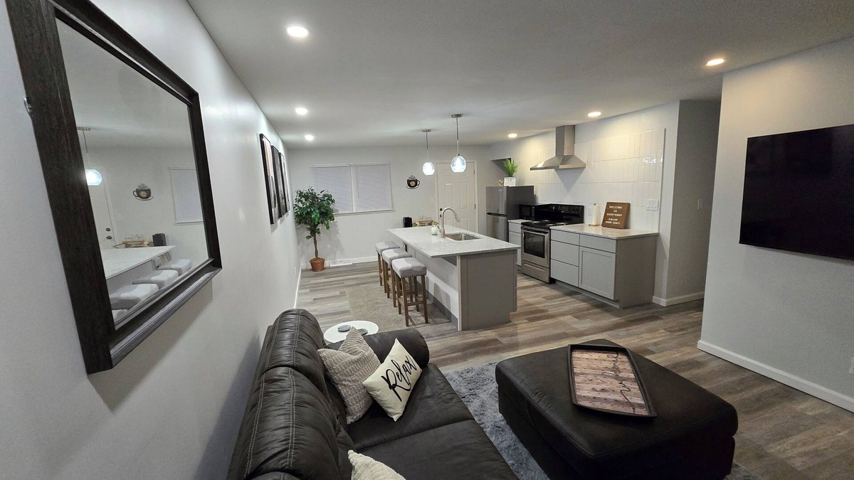 Danville House | Newly Renovated; Near Ironman Raceway-Hitch Parking-Easy I-74, Casino, U of I