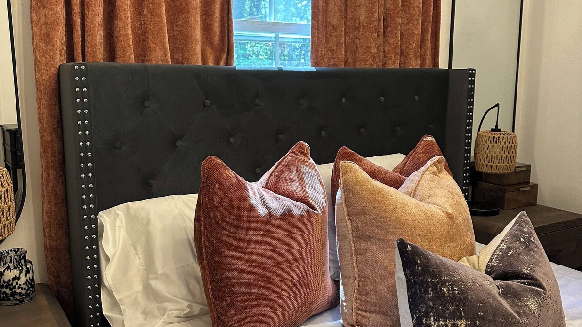 Stony Brook House | Newly renovated Private bedroom near Stony Brook University