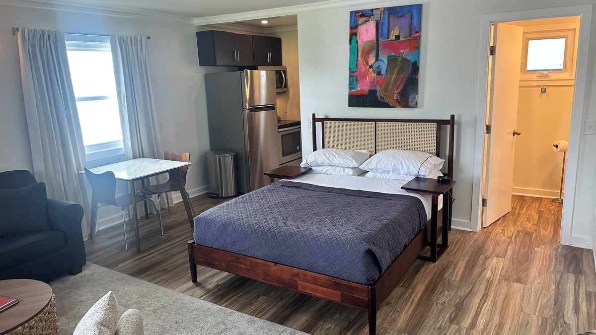 Melrose Apartment | Newly renovated studio! Our 'bnb used to be a 50's motel that was converted to condos