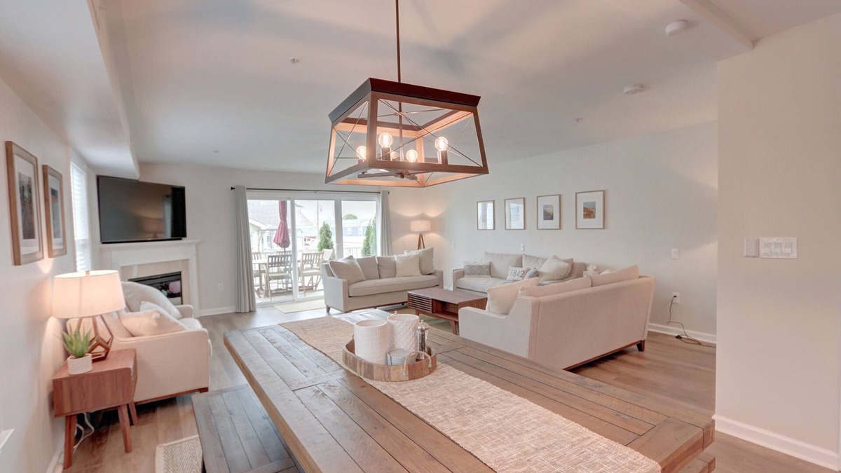 Ocean City House | Newly renovated townhome one block from the beach
