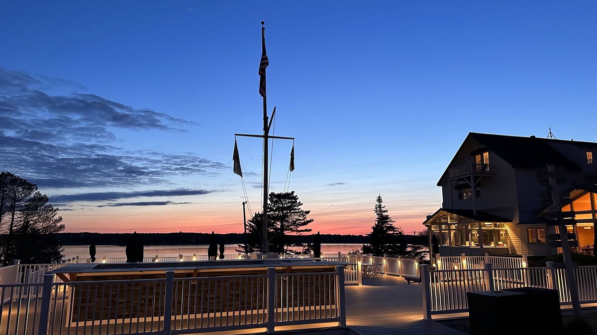 Boothbay Harbor Cottage | Newly renovated modern guest cottage across from Spruce Point Inn Pet Friendly!