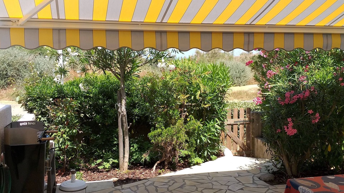 Portiragnes-Plage House | Newly renovated vacation home with conservatory only 250 meters to the beach.