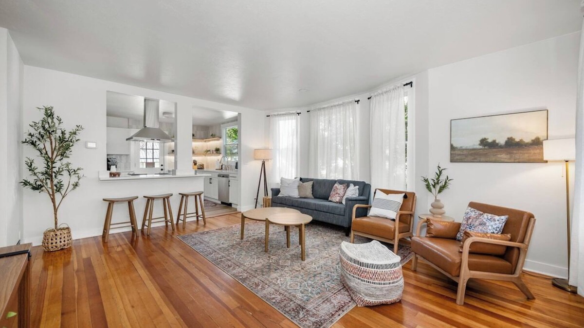 Spokane House | Newly Renovated Villa in Central Spokane
