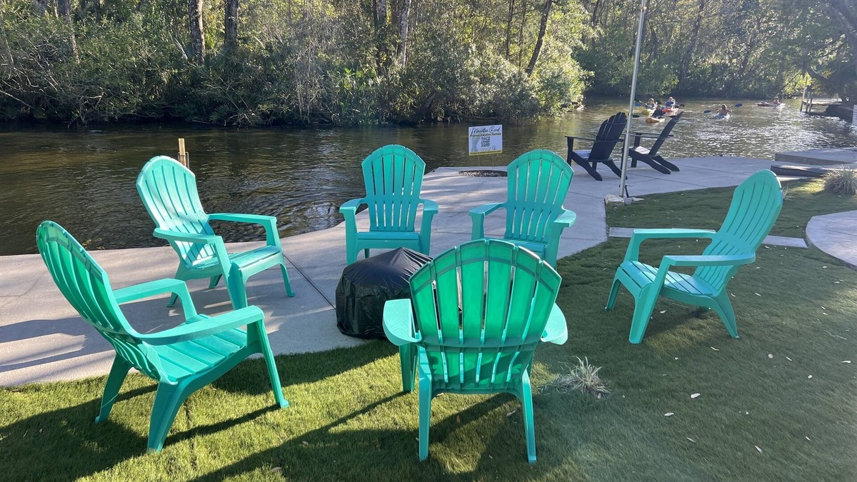 Weeki Wachee Gardens House | *Newly Renovated!* Weeki Wachee Main River w/Kayaks