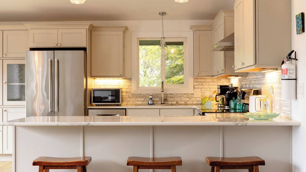 Sitka House | Newly Renovated with Ocean VIews