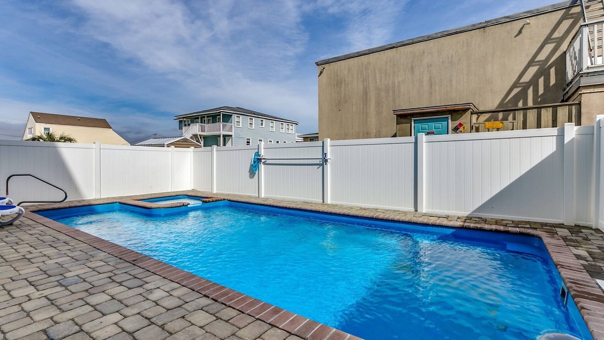 North Myrtle Beach House | Newly Updated Property Private Pool/Billiards/Shuffleboard/Media/150ft to Beach
