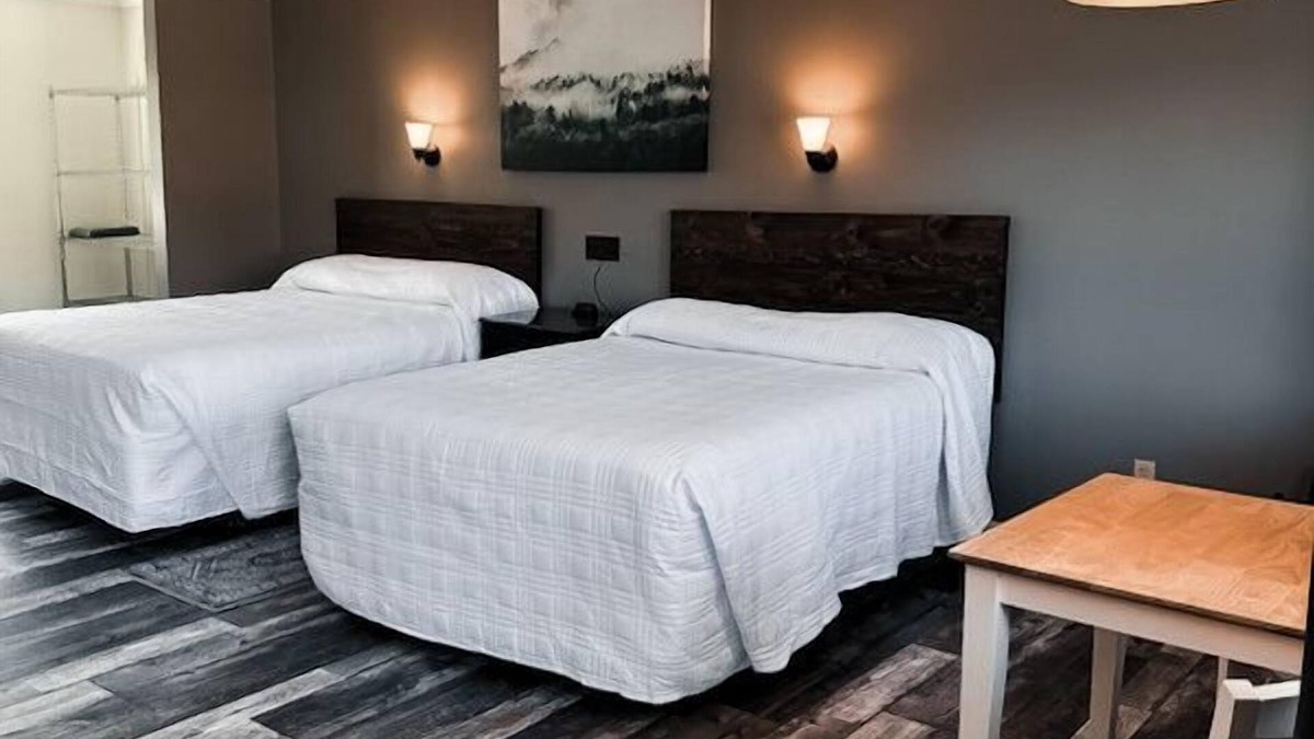 Guild Hotel | Newport Motel
