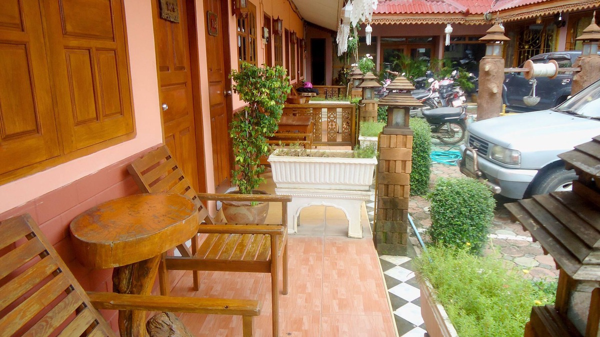 Chong Kham Hotel | Ngamta Hotel